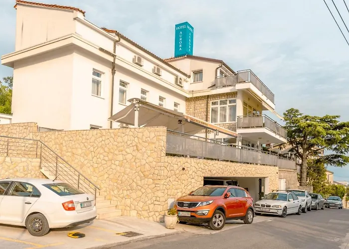 Villa Aurora