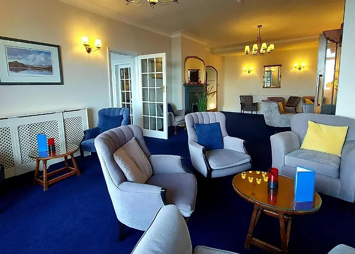 Kingsway Hotel.