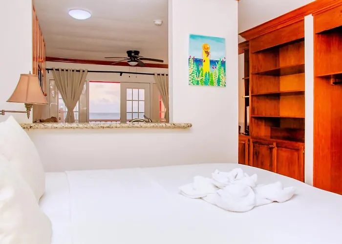 Mayan Princess Hotel