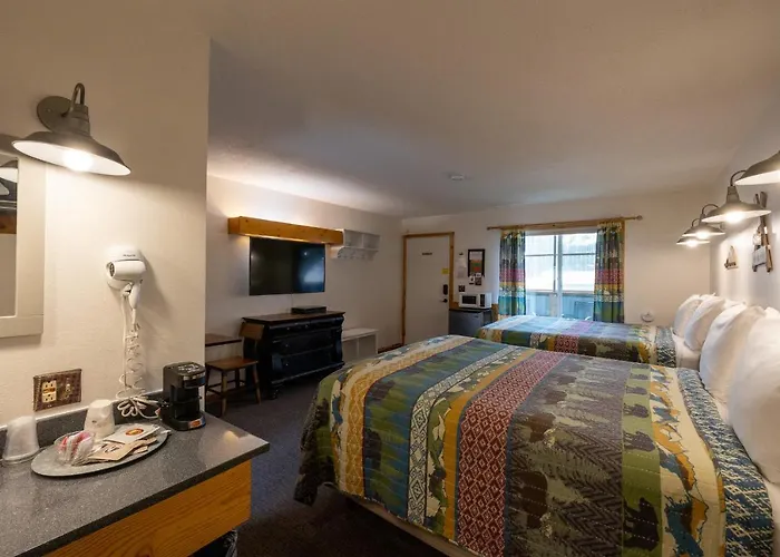 Elk Horn Lodge Motel And Cabins