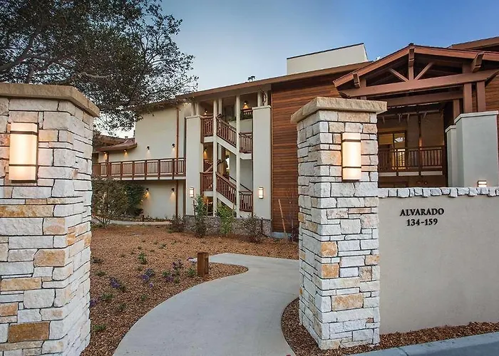 Lodge At Pebble Beach