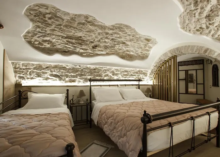 Hotel SS KEKEZI