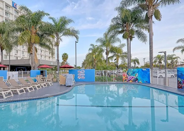 Suites Los Angeles Ca Los Angeles Lax