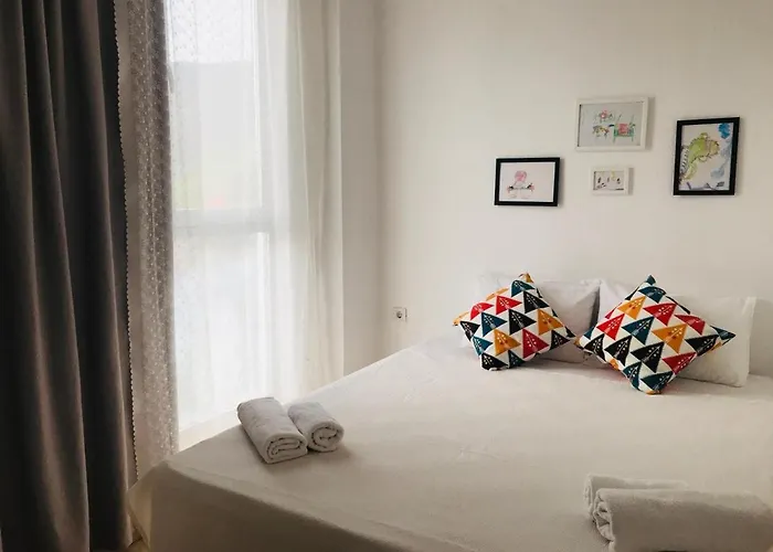 Aybueke Apart