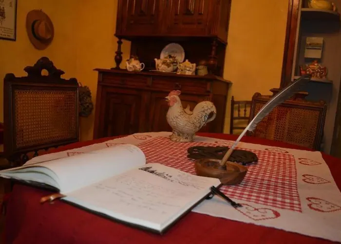 Le Coq D'Or