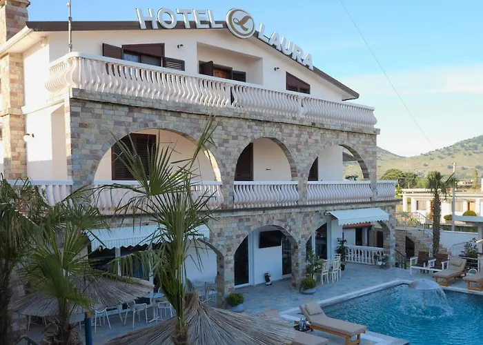 Hotel Laura