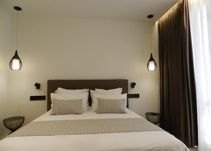 Hotel Manel