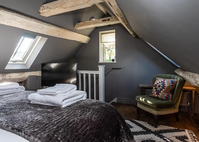 The Barth Room at Cheshire Boutique Barns