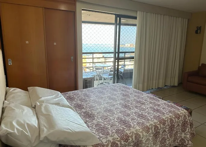 Apartamento Em Andar Alto Com Vista Mar Meireles