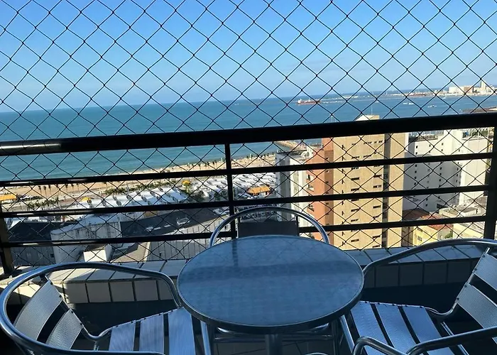 Apartamento Em Andar Alto Com Vista Mar Meireles