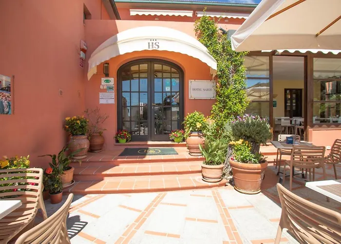 Hotel Sardi