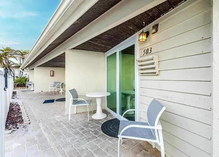 Grand Shores West