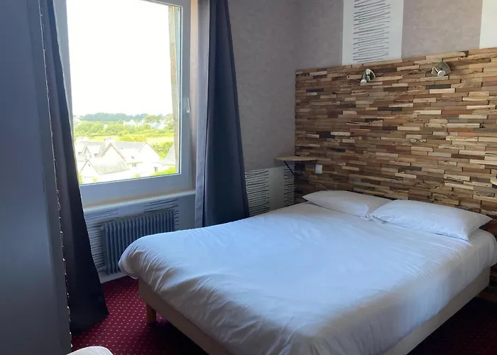 Logis Hotel Restaurant Le Phare