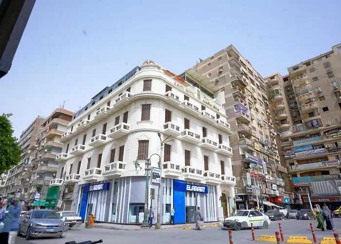 Savoy Hotel Elminya