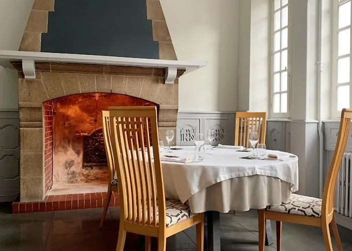 Hôtel De France - Restaurant L'insolite