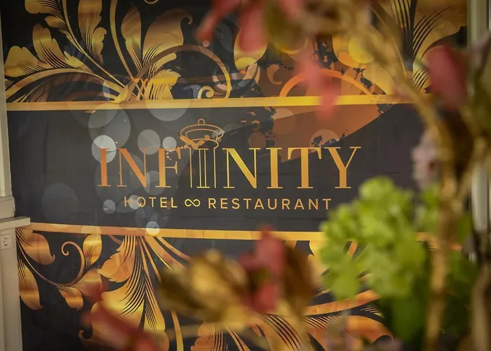 Hotel & Restaurant Infinity