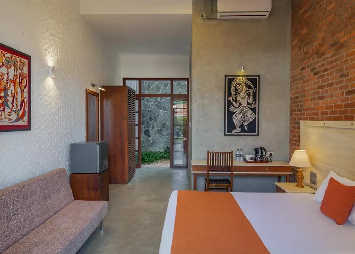 Beverly Suites Mount Lavinia