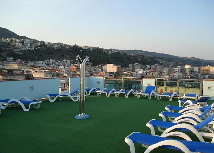 Miramare Palace Hotel