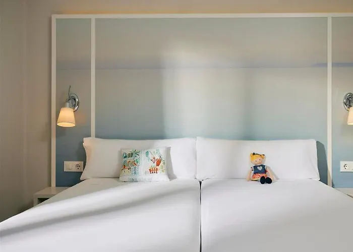 Flamingo Beach Resort