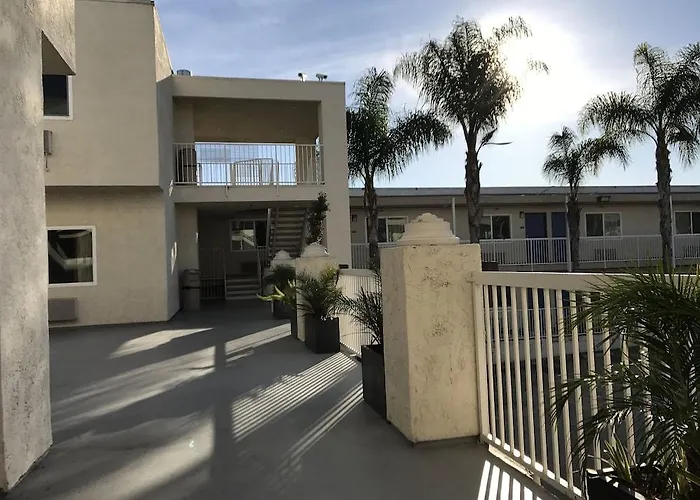 Motel 6-Costa Mesa, Ca - Newport Beach