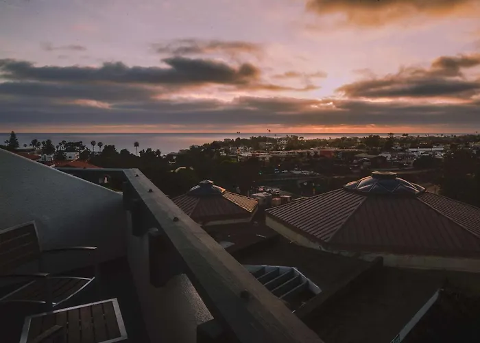 The Encinitan Hotel & Suites