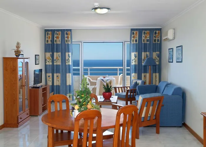Apartamentos Jardins Da Rocha