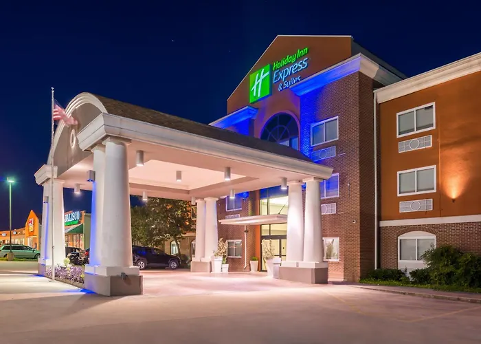 Holiday Inn Express Hotel & Suites Elgin By Ihg