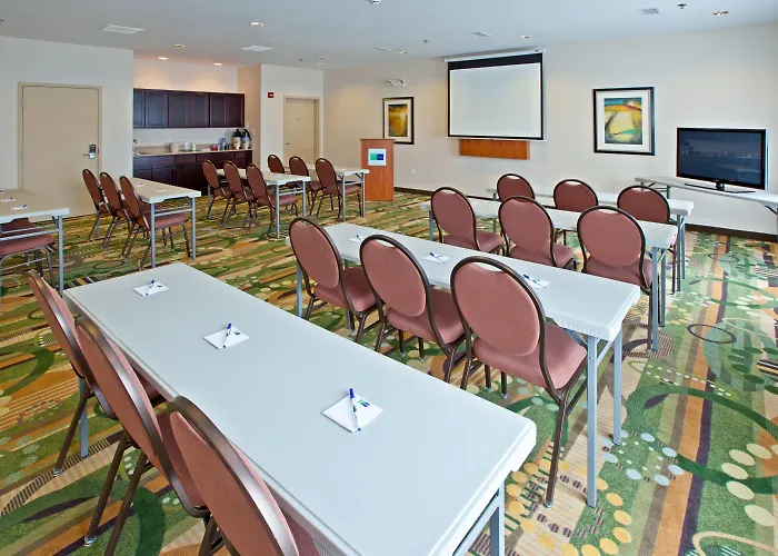 Holiday Inn Express & Suites Shelbyville Indianapolis By Ihg