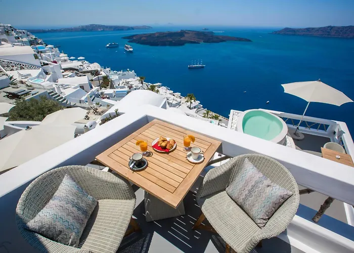 Chic Hotel Santorini