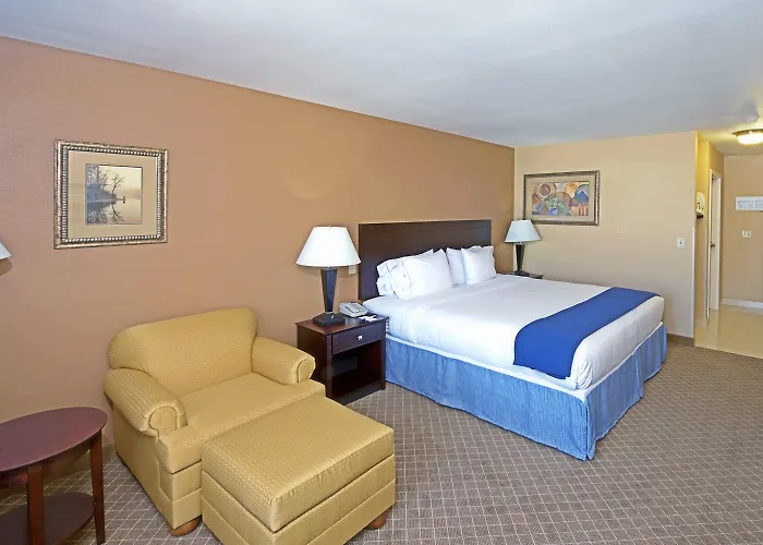 Holiday Inn Express & Suites Tucson By Ihg