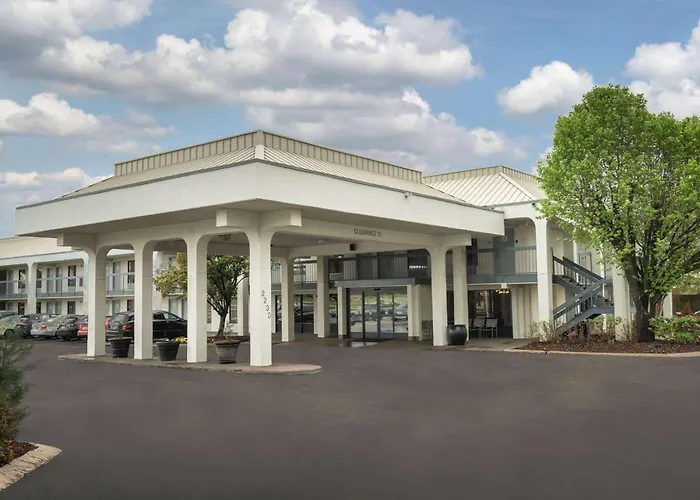 Baymont By Wyndham Murfreesboro