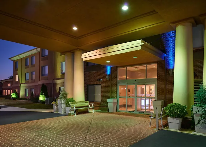 Holiday Inn Express Hotel & Suites Anniston/Oxford By Ihg