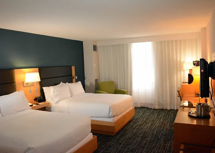 Holiday Inn Express Stamford, An Ihg Hotel