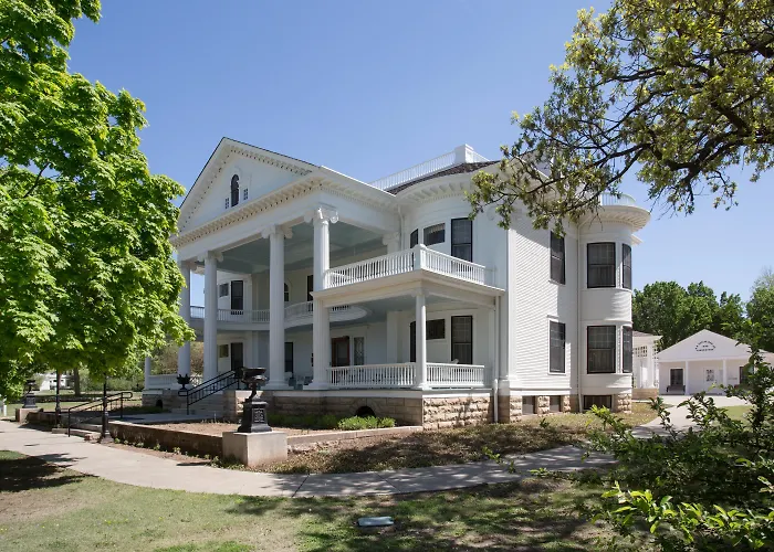 Abilene Inn & Suites