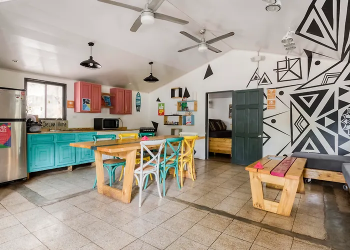 Slumber Party Tamarindo