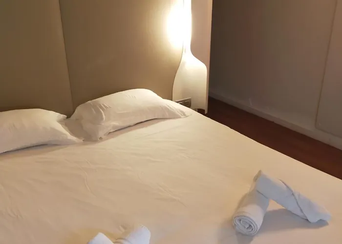 The Originals Access, Hôtel Foix (P'tit Dej-Hotel)
