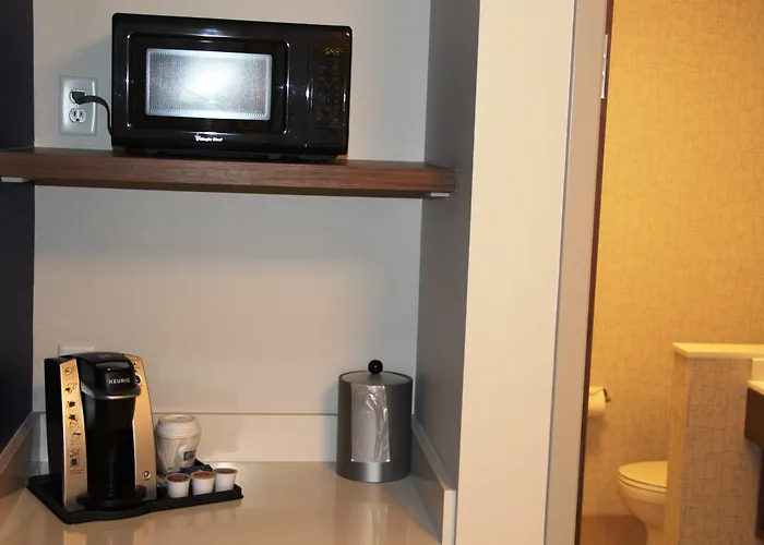 Holiday Inn Express & Suites - Phoenix - Airport North By Ihg