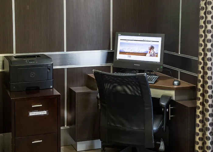 Holiday Inn Express & Suites - Oxford By Ihg