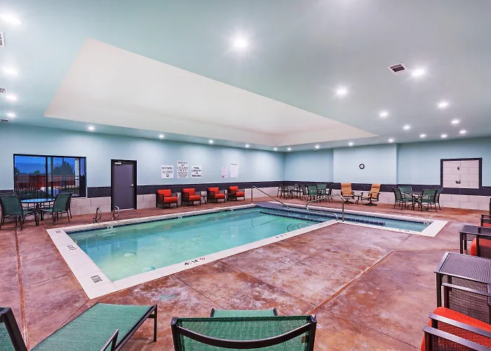 Holiday Inn Express & Suites Perryton By Ihg