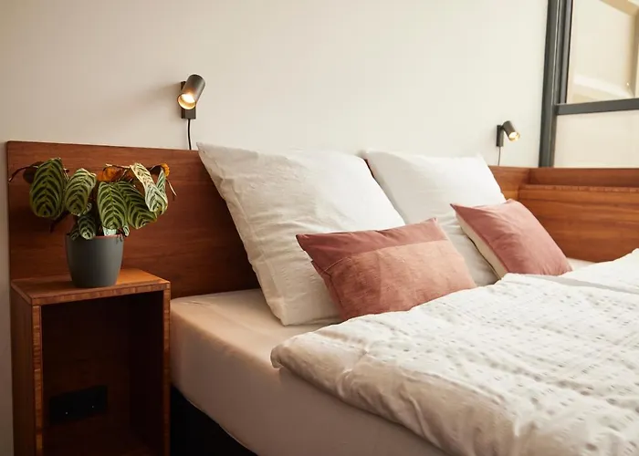 TIN INN Montabaur l einfach gut - Nachhaltiges Hotel aus Überseecontainern