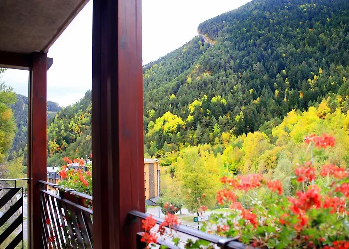 Vista Arinsal Apartments