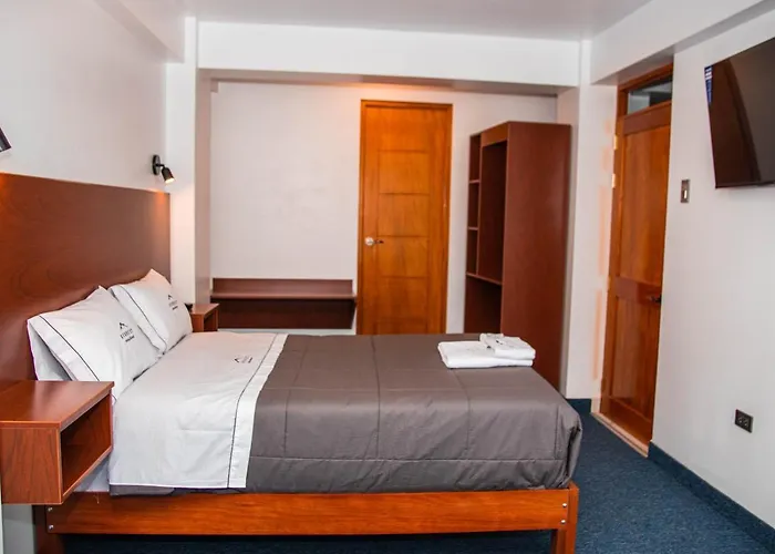 Hotel Turístico Everest