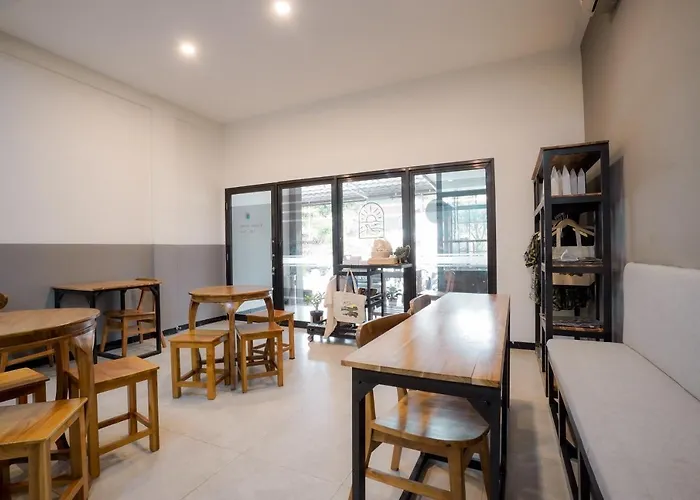 El Ora Hotel & Eatery Labuan Bajo