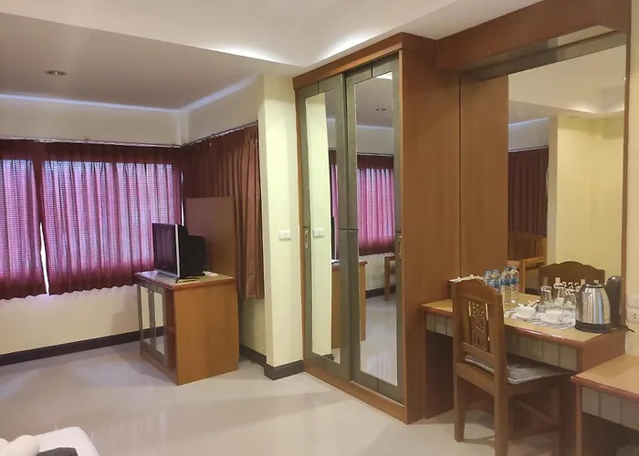 Baan Thara Guesthouse