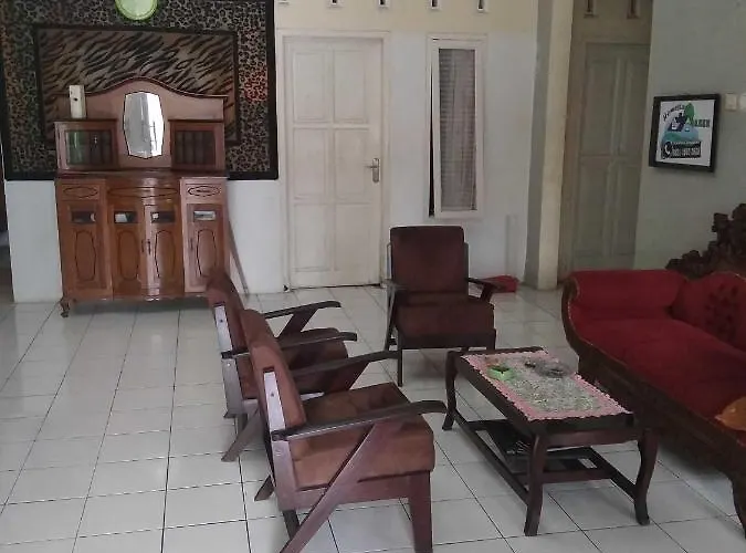 Capital O 92080 Green Home Stay