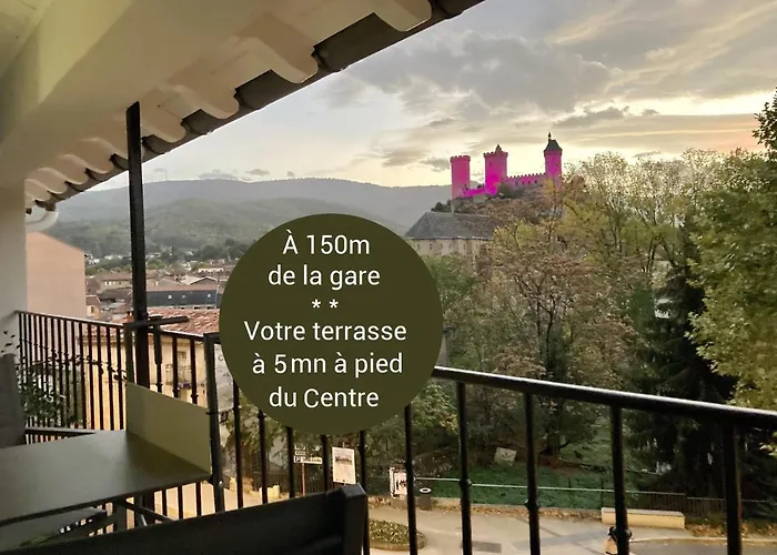AUX 4 LOGIS Appart-hotel - Studio Le Roof - Une vue splendide - Petit déjeuner inclus 1ère nuit