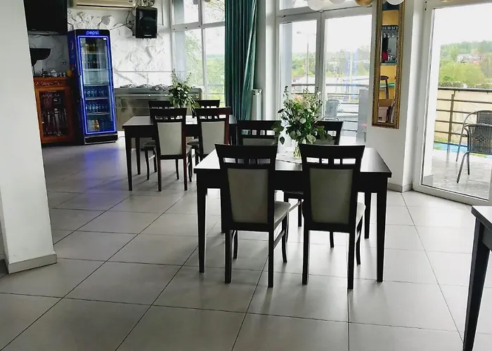 Hotel i Restauracja 13 Smaków