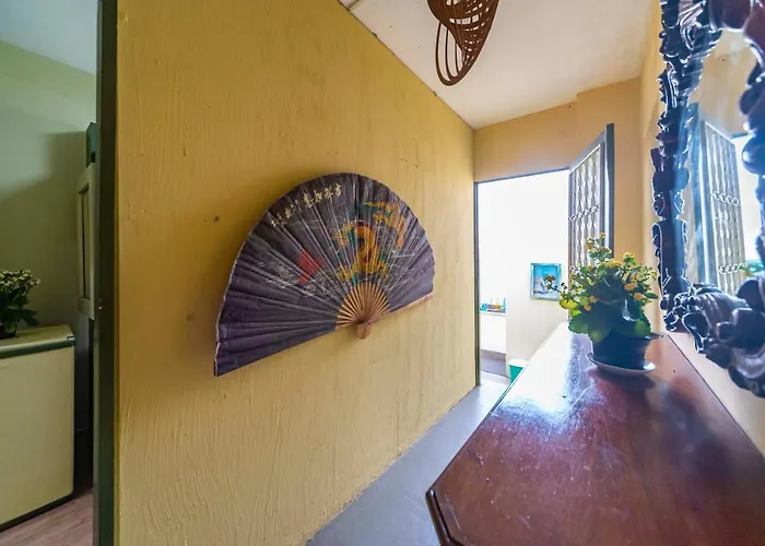 Hostel Multiverso
