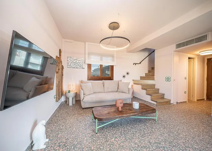 Pink Panther Maisonette Suite