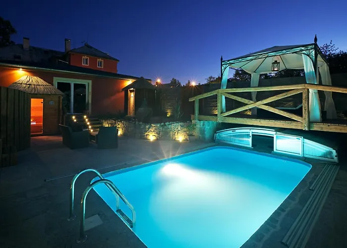 Pytloun Wellness Travel Hotel